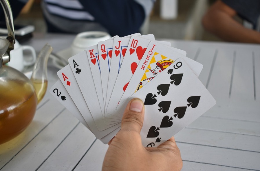 poker v